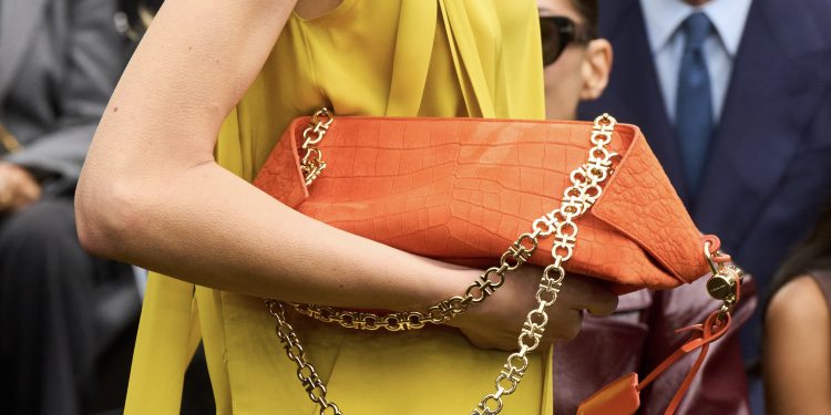 Wholesale e Cina frenano il fatturato 2025 di Ferragamo (-5,7%)