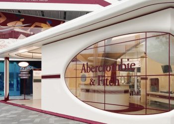 Holiday season cauta: Abercrombie & Fitch e Birkenstock rivedono le previsioni