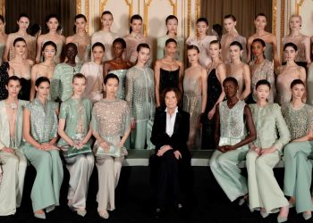 Silvana Armani esordisce con Privé nel segno della continuità