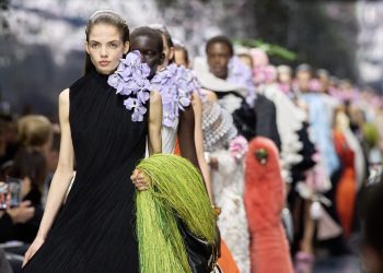Dior e Chanel ritrovano l’allure della haute couture da sogno