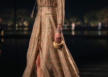 Da Dior a Chanel, le maison sono alla riconquista del cliente aspirazionale con l’entry-level