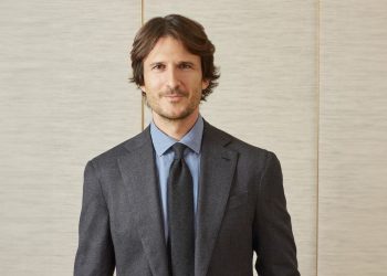 Lanvin Group cede il menswear di Caruso a MondeVita Italy