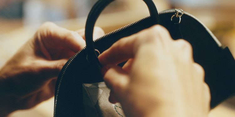 Hermès inaugura in Normandia la sua 13° manifattura di pelletteria