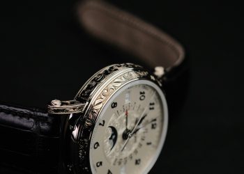 Mercato orologi svizzeri, export a -1,7% nel 2025. Ma il secondo polso resiste