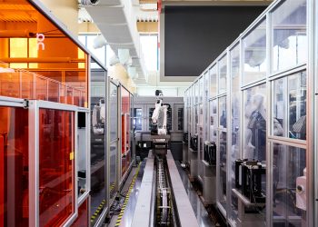 On Running si affida ai robot: in Sud Corea una fabbrica ‘automatizzata’