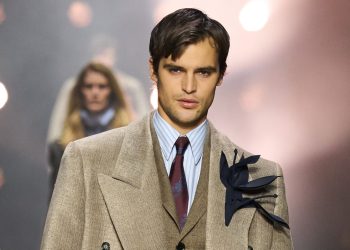 Hugo Boss chiude il full year a quota 4,2 mld € (-1%). Q4 sopra le aspettative