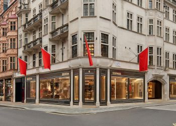 Londra si tinge di rosso: Ferrari Style apre un maxi store nella capitale