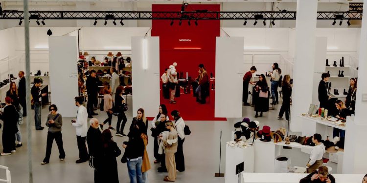 Per White Milano edizione a quota 8mila compratori*. Buyer esteri a +12%