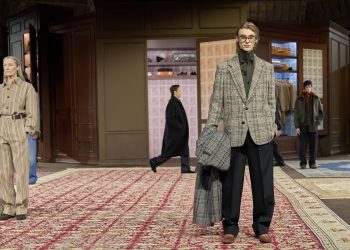 Arrivi e partenze. Thom Browne sfila a Milano, Zegna vola a Los Angeles
