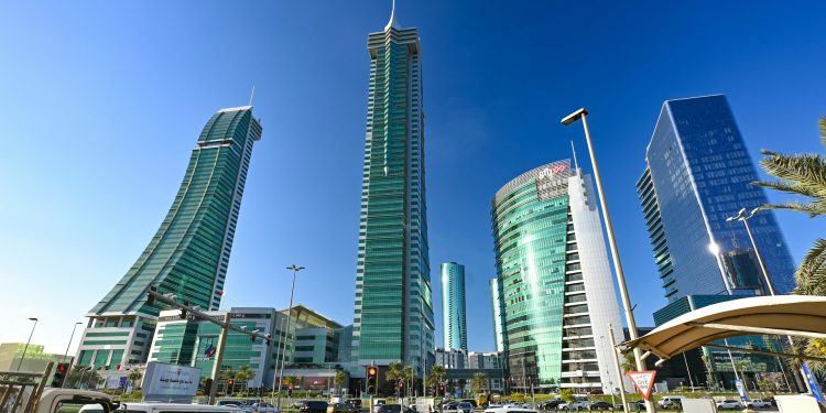 Da Kering a Chalhoub, il lusso chiude i negozi nelle aree a rischio in Medio Oriente