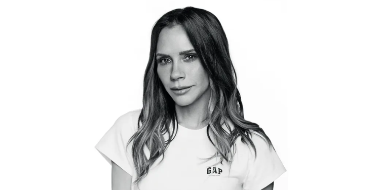 Gap segue l’esempio di Zara. Arriva la collezione con Victoria Beckham