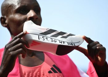 Adidas sorpassa Nike: il record alla maratona di Londra spinge il titolo in Borsa