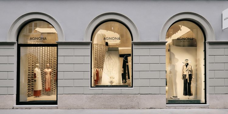 Poker di aperture nel Quadrilatero: Agnona, Rimowa, Moynat e Francesco Russo