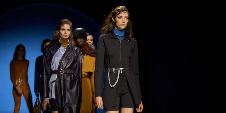 Hermès delude nel primo trimestre a causa del conflitto in Medio Oriente. Titolo giù del 10%