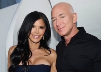Jeff Bezos alla conquista della moda con la carta del ‘green’: 34 mln $ per i tessuti sostenibili
