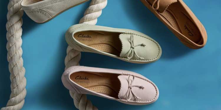 Clarks torna all’utile nell’esercizio 2025. Nel mirino nuove aperture