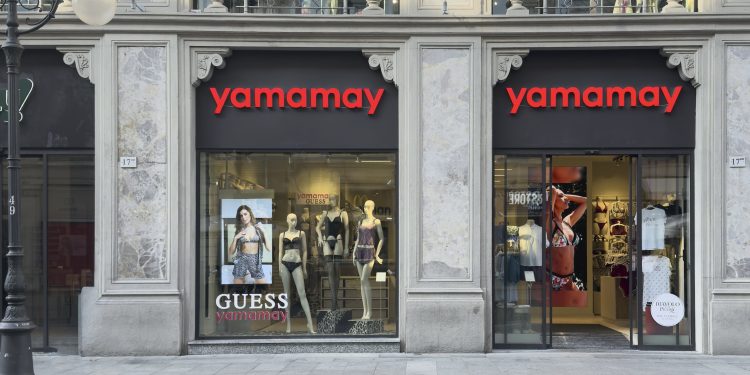 Non solo fashion. Yamamay sperimenta un nuovo concept moda & pilates a Milano