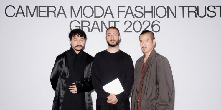 Camera Moda Fashion Trust premia Act N°1, Institution e Materia