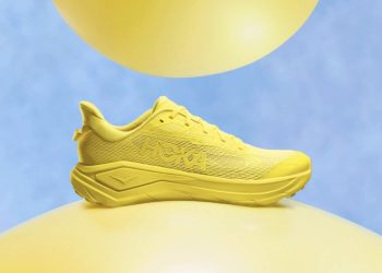 Hoka continua a spingere i risultati di Deckers. Full year a +9,8%