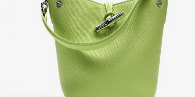 Longchamp entra nel second hand con la piattaforma We Resell