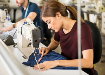 I dazi non aiutano il reshoring: produzione moda Usa a -17% nel 2025