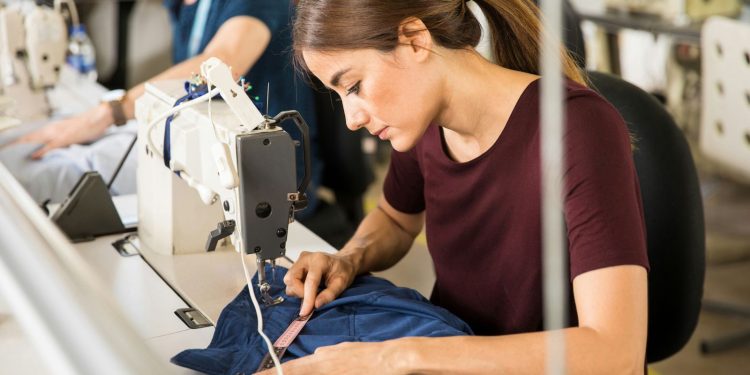 I dazi non aiutano il reshoring: produzione moda Usa a -17% nel 2025