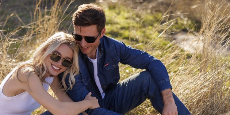 Wrangler debutta nell’eyewear con Fgx International