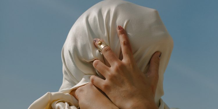 I talismani di Amants de la Lune celebrano l’astrologia e la dimensione emotiva