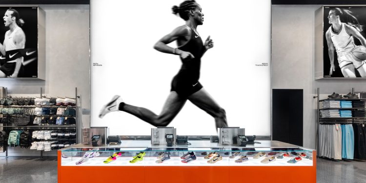 Nike, class action negli Usa: i consumatori chiedono il rimborso dei dazi