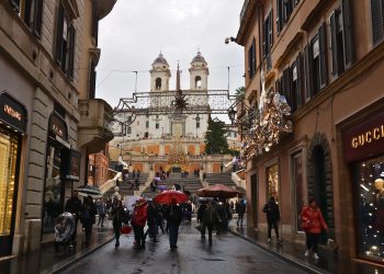 Roma, via Condotti accelera verso la pedonalizzazione