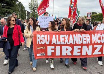 Maxi sciopero Kering, a Scandicci scesi in piazza quasi mille manifestanti
