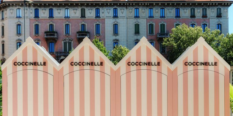 ‘Experience mania’: Coccinelle e Bar Tommasi insieme per una collab estiva a Milano