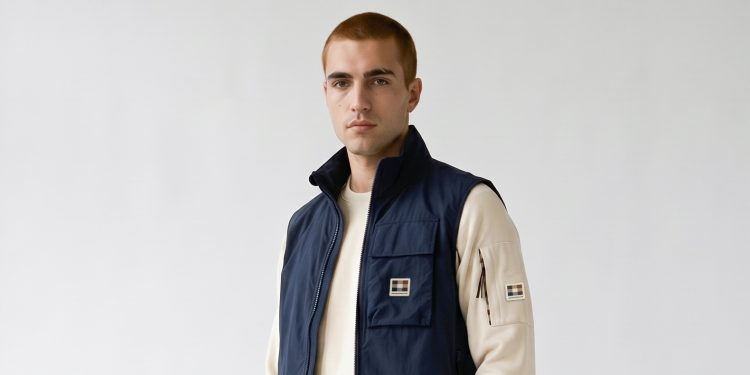 Aquascutum Active festeggia 50 anni del Club Check. In arrivo il primo store a Roma