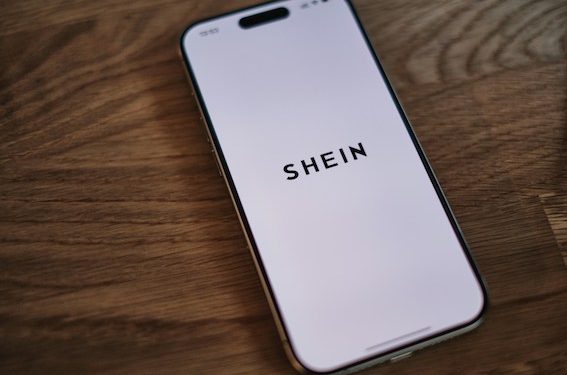 Ultra fast fashion, si arresta la corsa: esportazioni low cost dalla Cina a -11% ad aprile