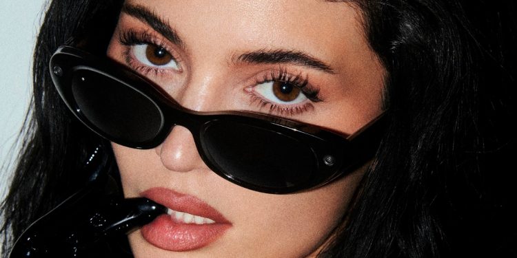 La liaison tra Essilux e Meta prosegue. Arrivano i Meta Glasses ‘democratici’