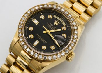 L’oro continua a scendere mentre le grandi maison del lusso alzano i prezzi