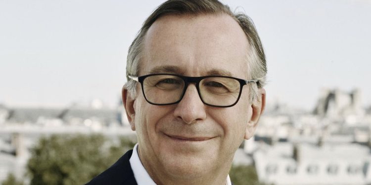La Fédération de la Haute Couture et de la Mode conferma Pavlovsky presidente