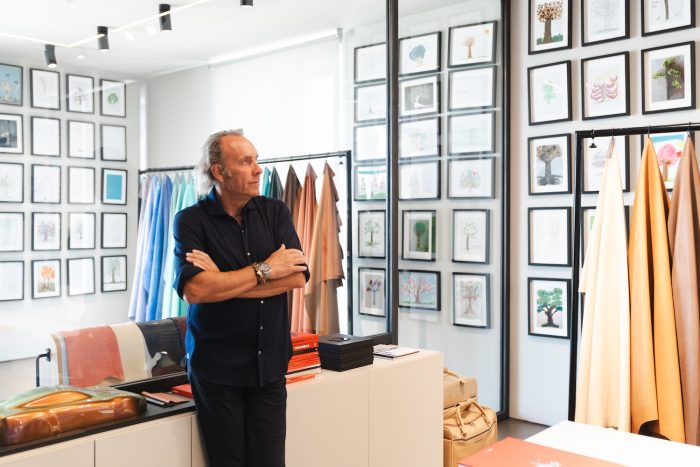 Lvmh Métiers d’Art si rafforza. Cauchon: “Dobbiamo essere il fornitore di riferimento delle maison”