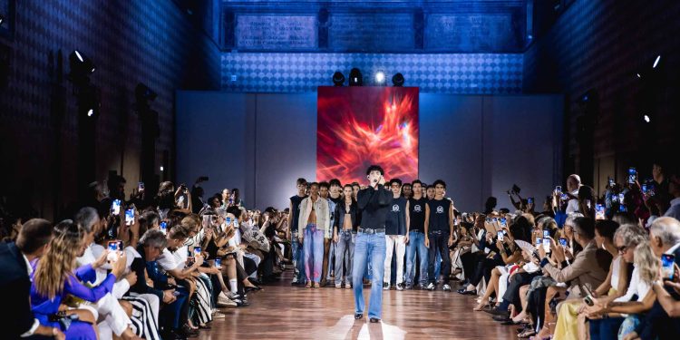 Il denim di Gas sulla passerella di Elite Model Look World Final