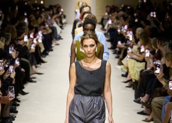 Cnmi svela il calendario provvisorio di Mfw: apre Prada, attesa per Moschino