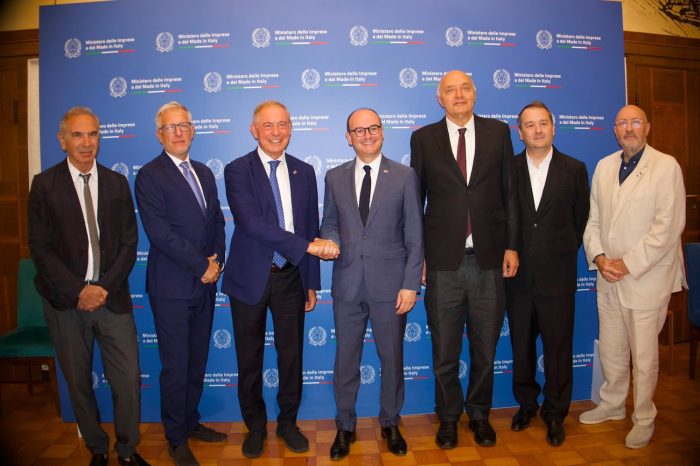 Al Mimit il Tavolo della moda sull’asse Roma-Parigi. Ospite il ministro francese Martin