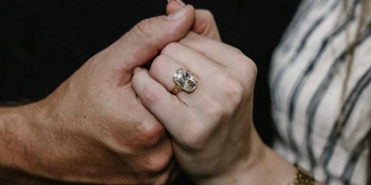 I look (mai visti) del matrimonio di Taylor Swift valgono 26,7 mln $