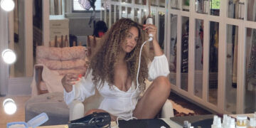 Beyoncé annuncia il debutto del marchio di haircare Cécred